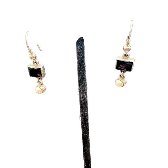Sterling Silver Dangle Earrings Square Black Onyx with dangle faux pearl cabocho - Picture 1 of 11